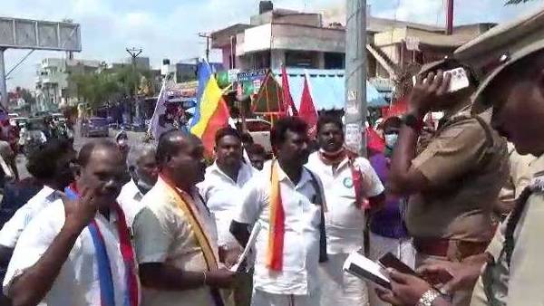  பலத்த பாதுகாப்பு 