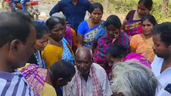 வீடியோ காலில் தாயின் சடலத்தை பார்த்த மகன் 