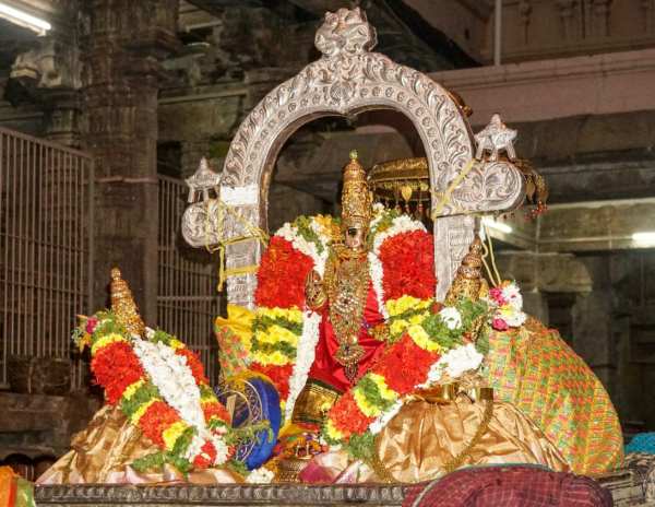  நெல்லளவு கண்டருளிய நம்பெருமாள்