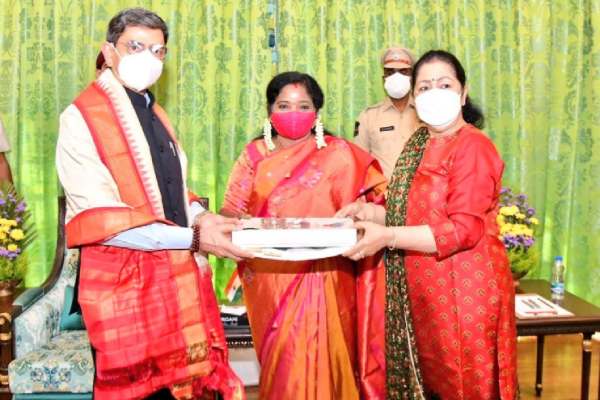 நீதிமன்றம் 