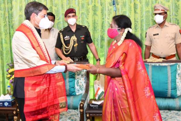 தமிழிசை ரவி சந்திப்பு 