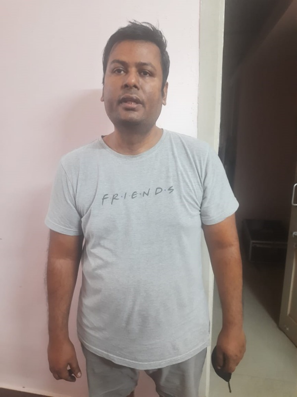 கணவன் மனைவி கைது