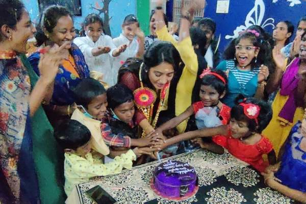 ரசிகர்களின் இதயத்தை திருடிய நாயகி ரசிகர்களின் இதயத்தை திருடிய நாயகி