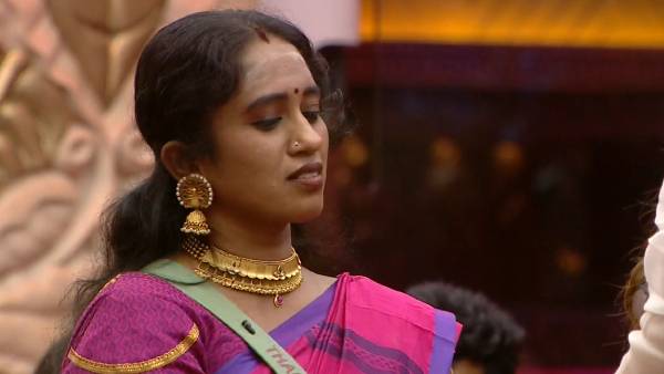 ரசிகர்களின் உதவி ரசிகர்களின் உதவி