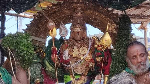  குங்கும அர்ச்சனை 