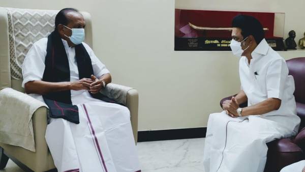மதிமுக பொதுச்செயலாளர் வைகோ மதிமுக பொதுச்செயலாளர் வைகோ