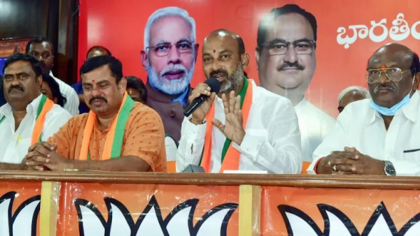இழிவான துஷ்பிரயோகம் இழிவான துஷ்பிரயோகம்