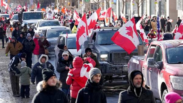 கனடாவில் கட்டுப்பாடுகள் 