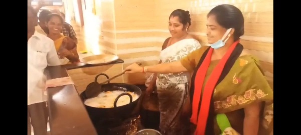 வேட்பாளர்கள் யோசனை