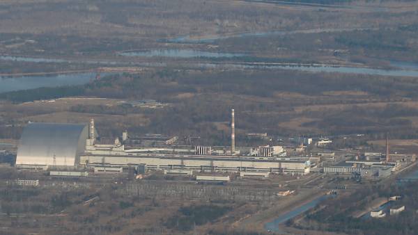 அணு ஆயுதம் அணு ஆயுதம்