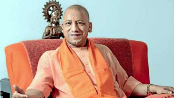  யோகி ஆதித்யநாத் 