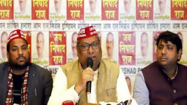  யார் இவர்