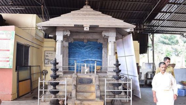 சகோதரர்களாக...