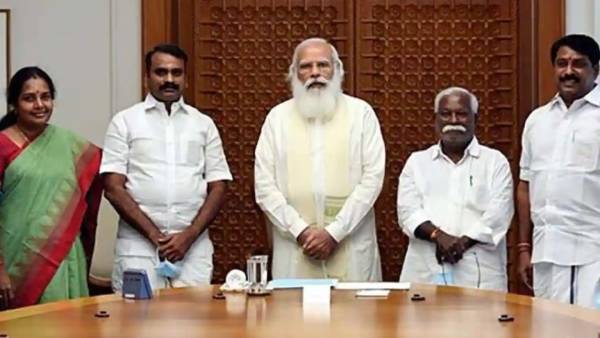 நிர்வாகிகள் மாற்றம் 