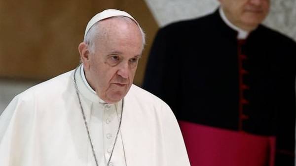 என்ன காரணம் 