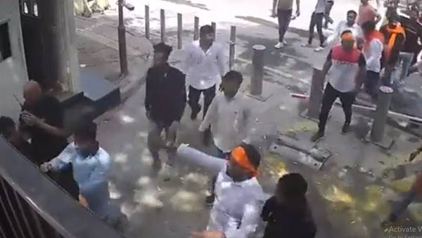 வீடு சேதம் வீடு சேதம்