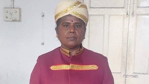  துபேஷ் பணி