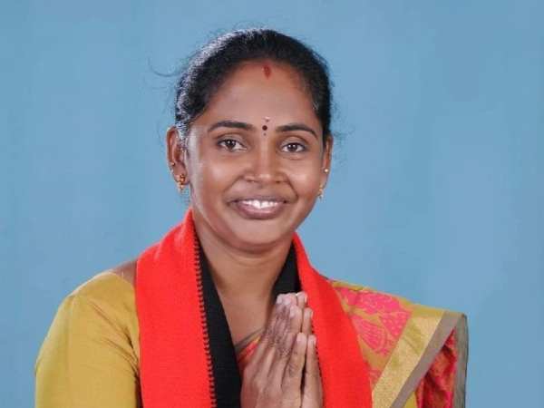 கல்பனா ஆனந்தகுமார் 