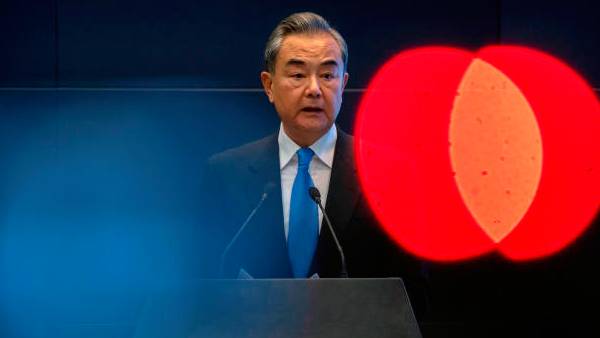 படைகளை வாபஸ் பெற வலியுறுத்தல் 