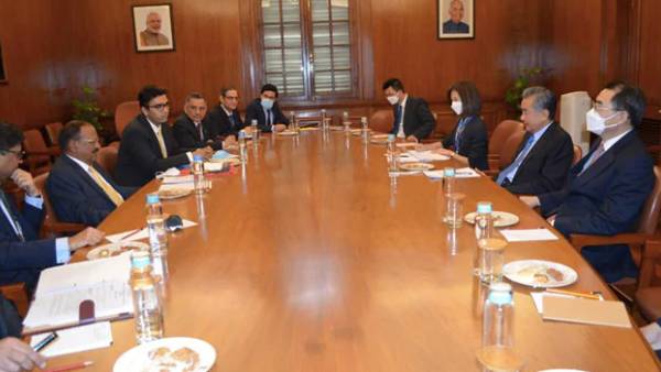 அஜித் தோவலுடன் சந்திப்பு 