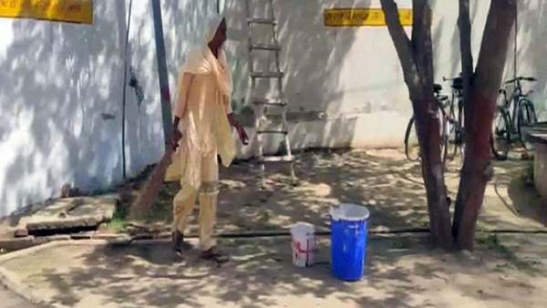 தொடர்ந்து பணி 