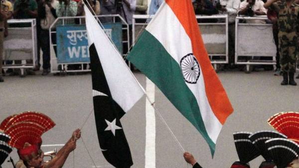 பாதுகாப்பு வல்லுநர்கள் குழப்பம் பாதுகாப்பு வல்லுநர்கள் குழப்பம்