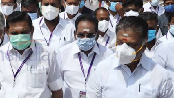 அதிமுகவினர் வெளிநடப்பு 