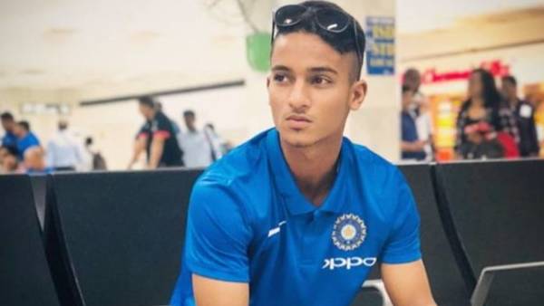  என்ன ஆட்டம் 