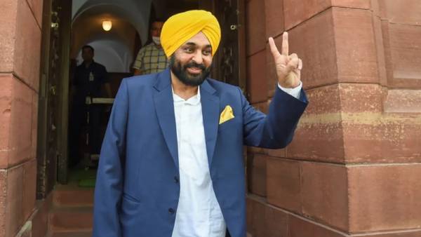 முன்னாள் முதல்வரின் செயல் 