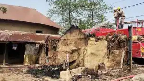 எதிர்க்கட்சிகள் போராட்டம்