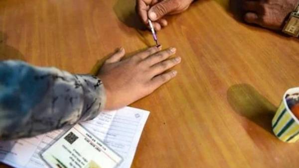 இந்தியா டிவி - கிரவுண்ட் ஜீரோ ரிசர்ச் முடிவு 