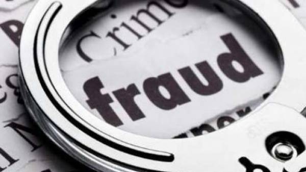 கோடிக்கணக்கில் பணமோசடி கோடிக்கணக்கில் பணமோசடி