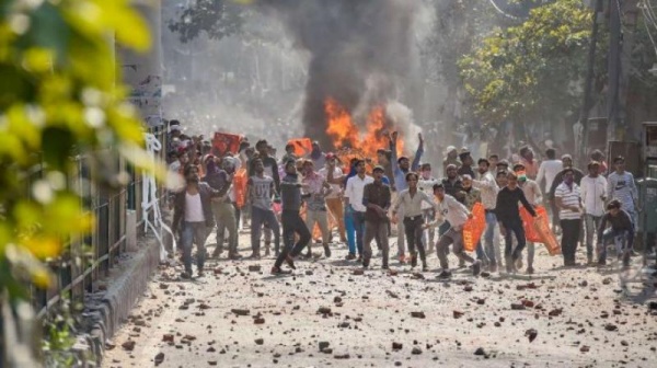 மதக் கலவரங்களை தூண்டும் ஆசாமிகள்