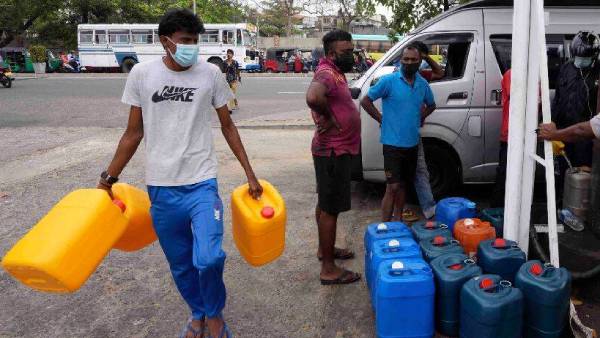 கொரேனாவால் மோசமான நிலை