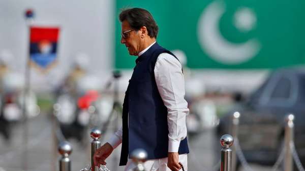 பாகிஸ்தானுக்கு பணம் 