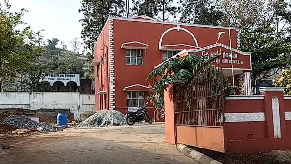 மருத்துவமனையில் சிகிச்சை மருத்துவமனையில் சிகிச்சை