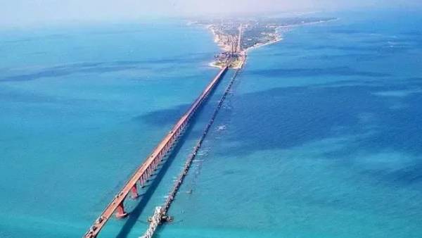 சென்னையின் முக்கிய துறைமுகங்கள் சென்னையின் முக்கிய துறைமுகங்கள்