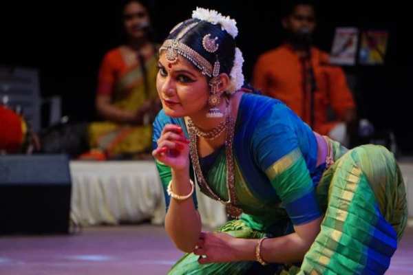 மன்சியா விபி 