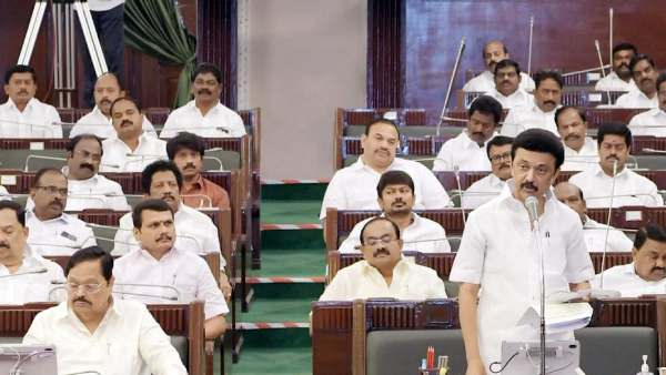 தமிழக சட்டசபையில் தீர்மானம் தமிழக சட்டசபையில் தீர்மானம்