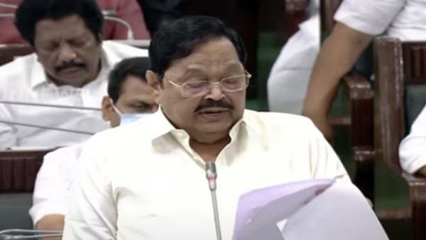 அங்கே ஒற்றுமை 