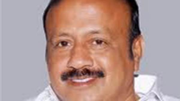 முதல் பெண் மேயர் 