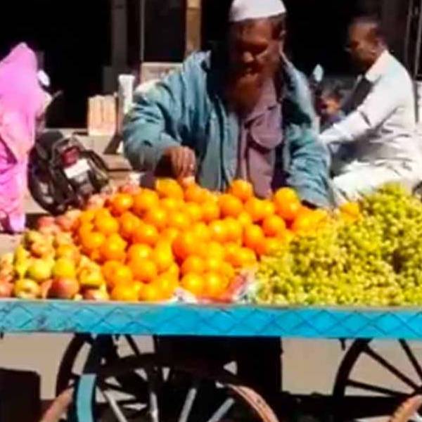 முஸ்லிம் வியாபாரிகளுக்கு தடை