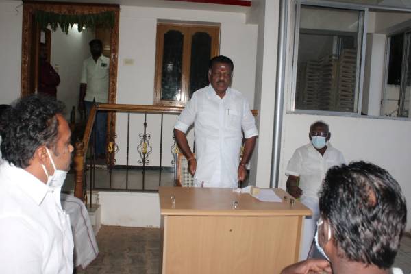 வலியுறுத்தல்
