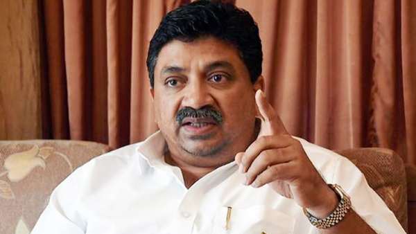 தவறான தகவலுக்கு பதிலளிக்க மாட்டேன் தவறான தகவலுக்கு பதிலளிக்க மாட்டேன்