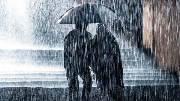 பேய் மழை 