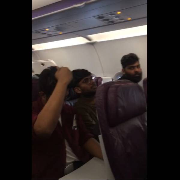உக்ரைன் மாணவர்கள் உக்ரைன் மாணவர்கள்