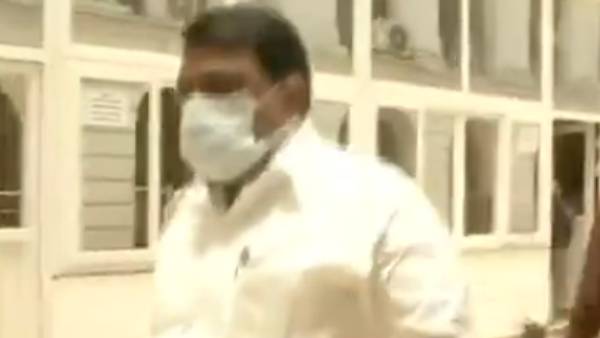 துறை மாற்றம் 