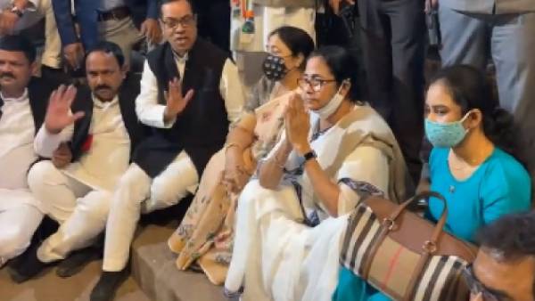 மம்தா பேனர்ஜி மம்தா பேனர்ஜி