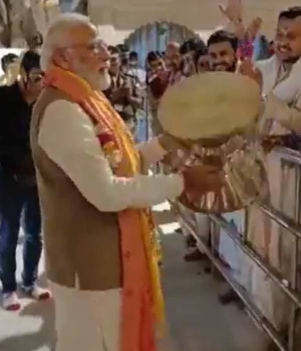 பிரம்மாண்ட பேரணி 