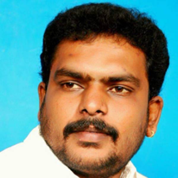  முதலிடம் யாருக்கு?